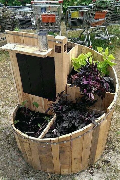 Awesome 50+ Stunning Repurposing Recycled Pallet Ideas https://pinarchitecture.com/50-stunning ...