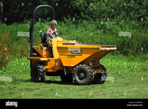 Lady truck dumper driver hi-res stock photography and images - Alamy