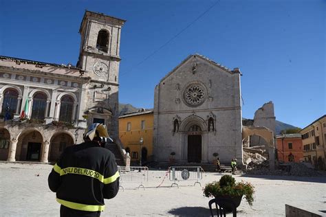 Earthquake,earthquake italy,norcia,san bendetto norcia earthquake ...