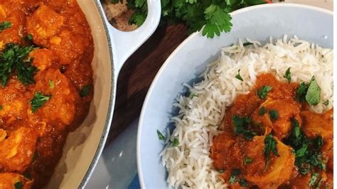 Nadiya Hussain's easy chicken tikka masala with basmati rice | This Morning