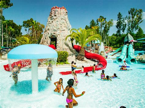 Volcano Fantasea Water Slide | Raging Waters LA