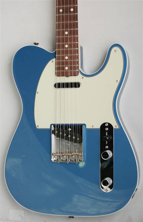 Fender Custom Shop Telecaster Custom NOS (Lake Placid Blue)