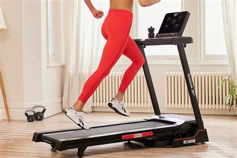 Reebok Jet 100z Folding Treadmill with Incline and Bluetooth Review ...