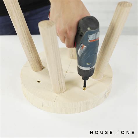 How to Cut Circles With a Router - This Old House