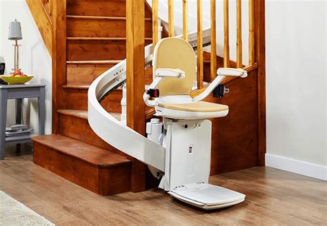 Acorn Stairlifts Review | Straight & Curved Chair Lifts