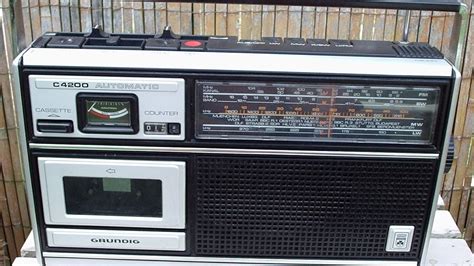 70s GRUNDIG C4200 automatic radio cassette recorder - YouTube