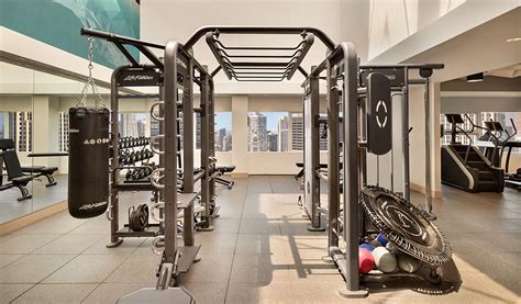 Penthouse Fitnesscenter - Swissôtel Chicago