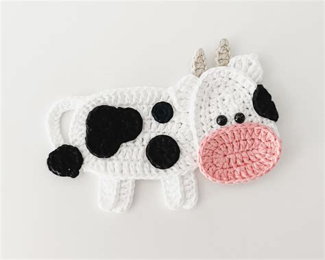 Curtis The Cow Cow Applique: Crochet pattern | Ribblr