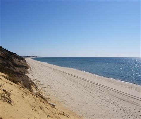 Guide to Truro Beaches in Cape Cod, MA - WeNeedaVacation.com