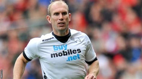 Gareth Roberts: Derby County release veteran left-back - BBC Sport