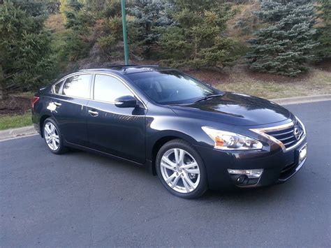 Nissan Altima Blue Photo Gallery #11/11