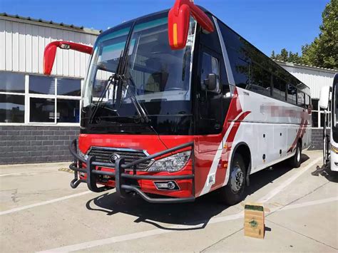 New Arrival Yutong Bus Luxury Coaches 53 Seats Diesel Power New Buses ...