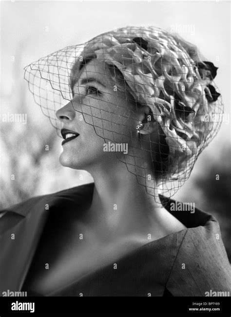 Actress sylvia syms hi-res stock photography and images - Alamy