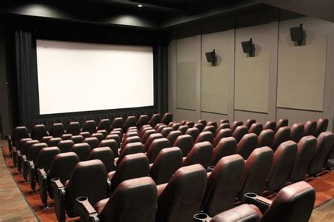 HARPER THEATER - Updated December 2024 - 33 Photos & 184 Reviews - 5238 S Harper Ave, Chicago ...