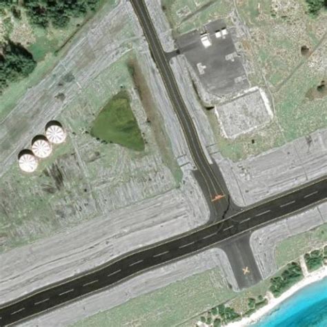 Henderson Field in Midway Island, United States Minor Outlying Islands (Google Maps)