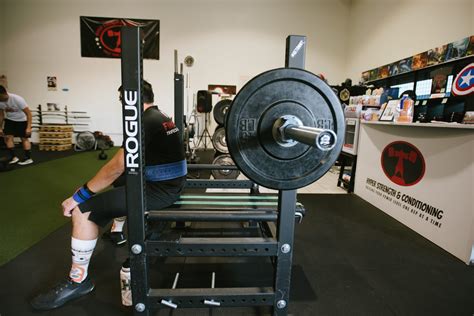 Does Fancy Garage Gym Equipment Matter in 2020? - HSC Gym