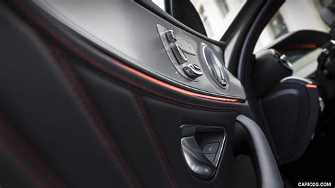 2017 Mercedes-AMG E43 Sedan - Interior, Detail | Caricos