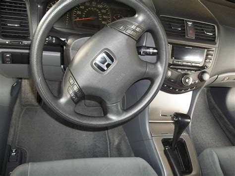 2005 Honda Accord - Interior Pictures - CarGurus