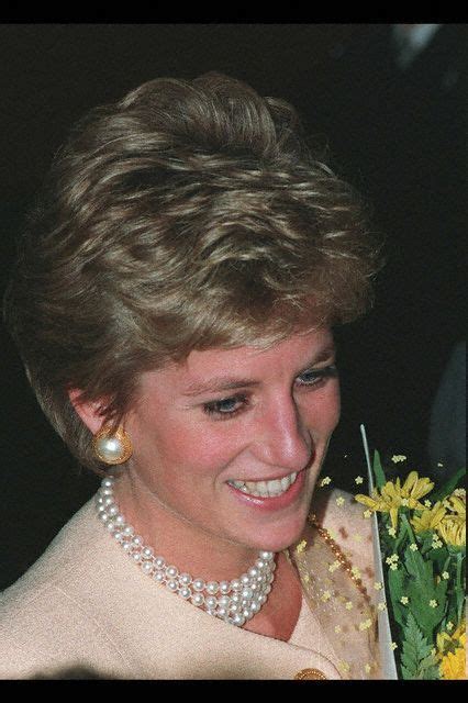 4 strand pearl choker | Princess diana hair, Princess diana family, Princess diana