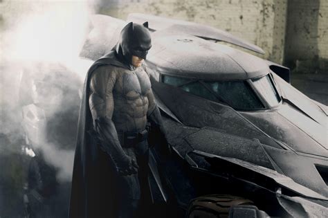 Ben Affleck Batman Costume Wallpapers - Top Free Ben Affleck Batman Costume Backgrounds ...