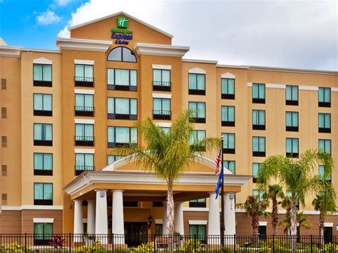 Holiday Inn Express & Suites Orlando - International Drive Hotel in Orlando by IHG