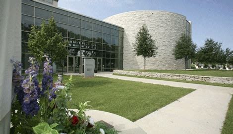 Marian College Campus at Fond du Lac, Wisconsin. Dr Tom DePaoli is the Management Program ...