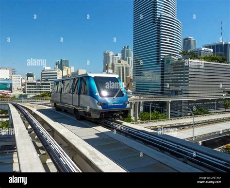 People Mover. Downtown Miami. Florida. USA Stock Photo - Alamy