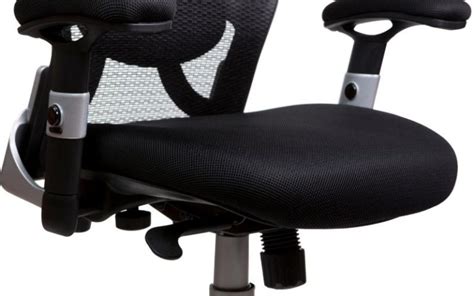 How to Adjust the Office Chair Seat Depth? - ToErgonomics