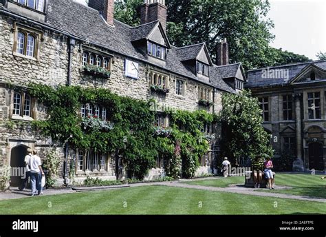 GB '77 : Oxford,St Edmund Hall (Teddy Hall Stock Photo - Alamy