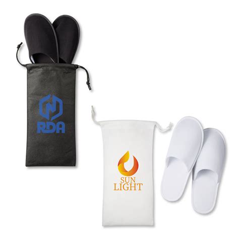 Travel Slippers in Pouch TR106