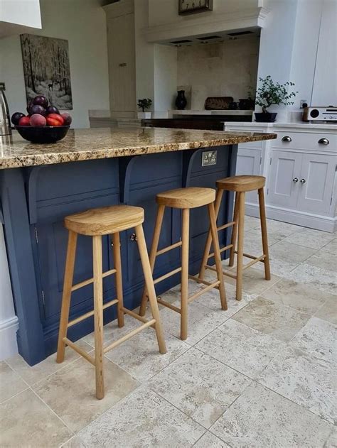 Kitchen Islands With Stools: The Perfect Balance Of Style And Function ...