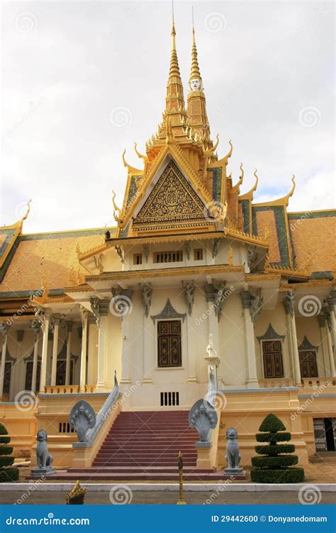 Throne Hall, Royal Palace Complex, Phnom Penh, Cambodia Stock Photo - Image of cambodia ...