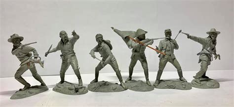 PLASTIC PLATOON,7th CAVALRY REGIMENT 6rubber soldiers 1:32 NEW! CUSTER set2 Toy Soldiers (1970 ...