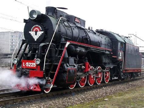 Top 35 ideas about Russian steam locomotives on Pinterest | Moscow russia, Moscow and Christmas ...