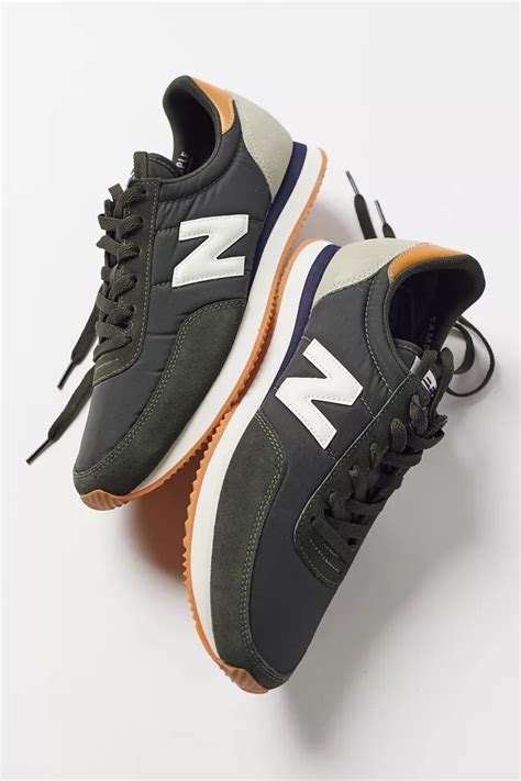 New Balance 720 Retro Sport Women’s Sneaker | Urban Outfitters