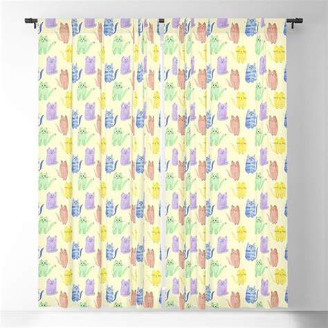 Perfect curtains for the nursery 🧸😍 Follow me on Instagram @metaprintables