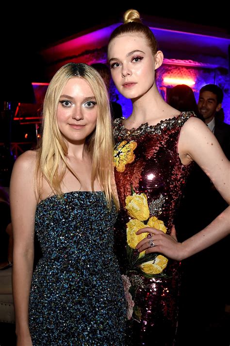 Elle and Dakota Fanning’s Twinning Glitter Moment | Vogue