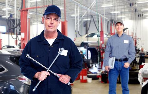 Traits of a Professional Car Mechanic | Car mechanic, Auto repair, Car ...