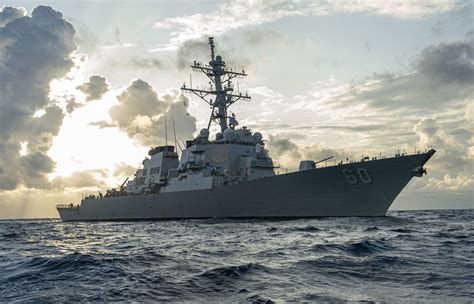 USS Paul Hamilton (DDG 60) patrols the Indian Ocean Feb. 7, 2023 [4356 x 2796] : r/Land_Air_Sea ...