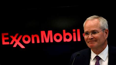 Exxon Mobil lost $22 billion in 2020, its worst performance in four ...