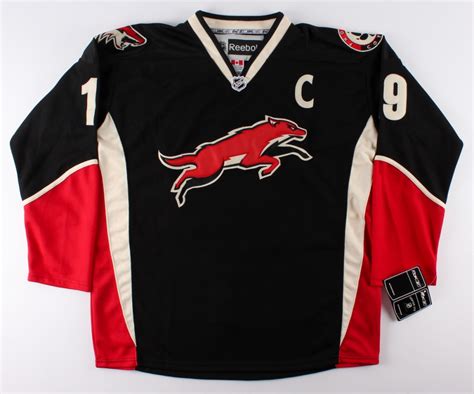 Shane Doan Signed Coyotes Jersey (JSA COA) | Pristine Auction