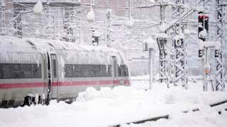 Munich Paralyzed As Heavy Snow Buries Germany | Weather.com