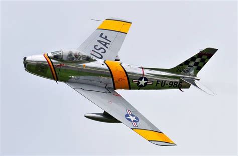 North American F-86 Sabre Fighter Jet | Military Machines | Vintage planes, Fighter jets, Aircraft