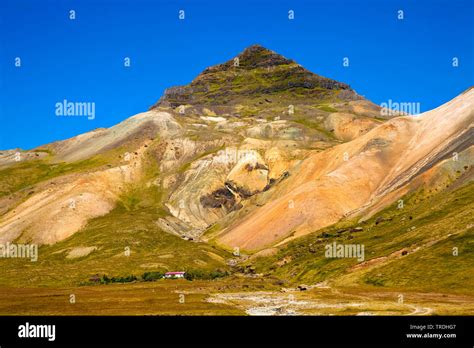 Maelifell volcano hi-res stock photography and images - Alamy