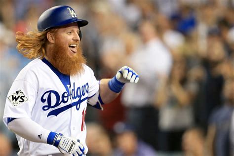 How Justin Turner grew into a Dodgers folk hero, just like his beard