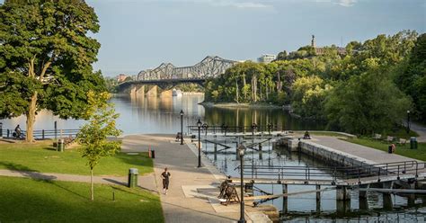 A brief history of the Rideau Canal, a UNESCO World Heritage Site | Ottawa Tourism