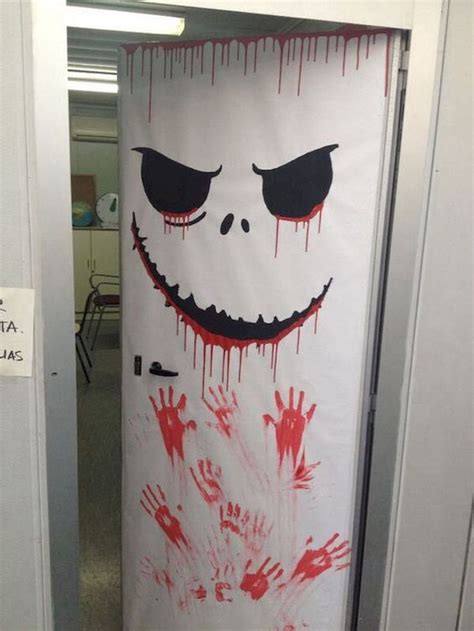 47 Awesome Halloween Door Ideas | Adornos para la puerta de halloween, Puerta de halloween ...