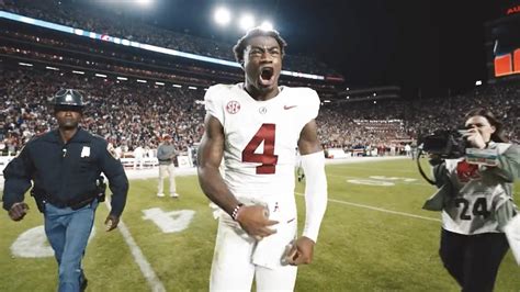 Video shows Jalen Milroe going nuts after Alabama's Iron Bowl win