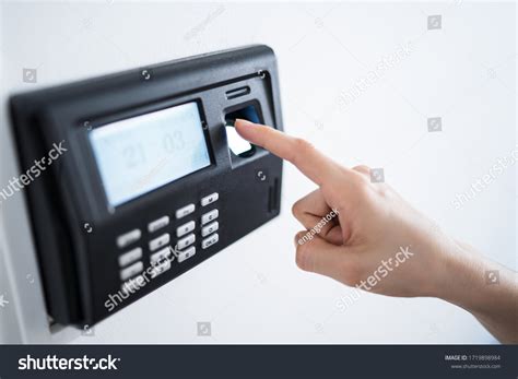 329 Biometric Clock Images, Stock Photos & Vectors | Shutterstock