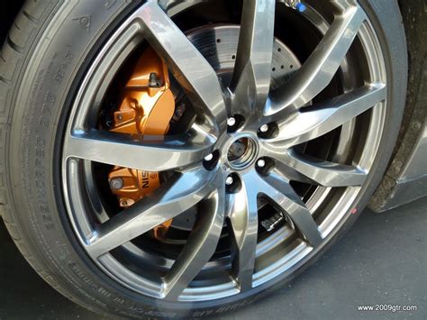 Nissan GT-R Wheel and Tire Fitment - 2009gtr.com